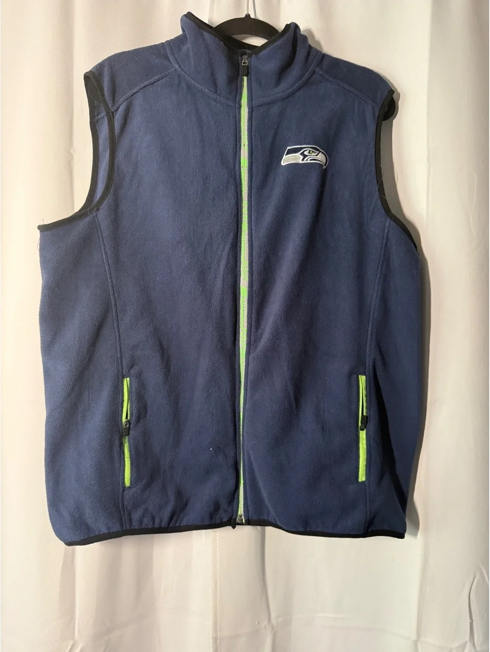 Seattle Seahawks NFL Team Apparel Navy Fleece Vest Sz M - Twelfth Man Football